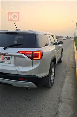 GMC Acadia
